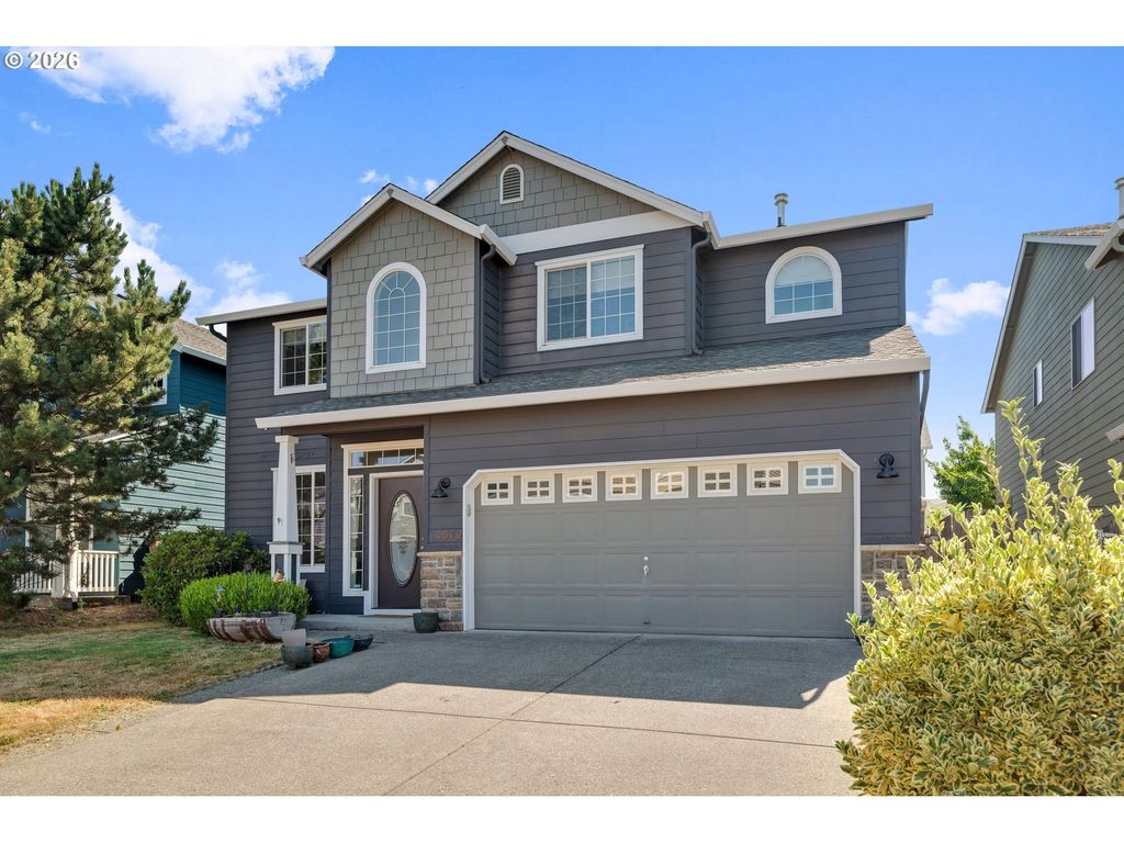 15572 Se GLADYS ROSE Way, Damascus, OR 97089