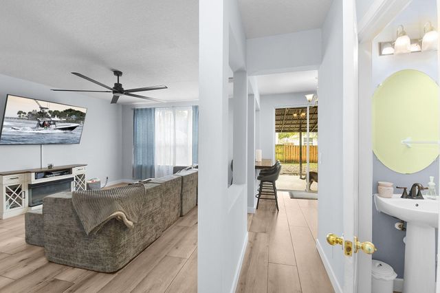 3124 SW Solitaire Palm Drive, Palm City, FL 34990