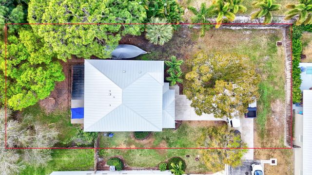 3124 SW Solitaire Palm Drive, Palm City, FL 34990