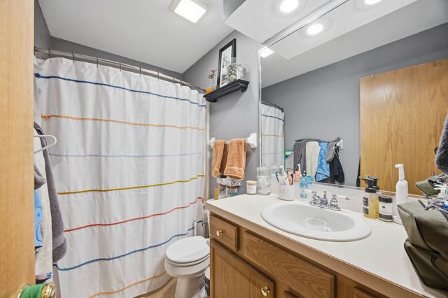 208 13th Street SW, Altoona, IA 50009