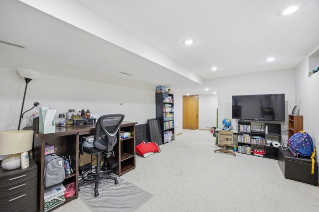 208 13th Street SW, Altoona, IA 50009