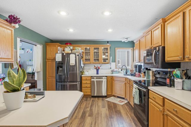 208 13th Street SW, Altoona, IA 50009