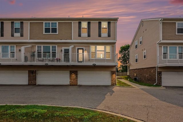 4576 Bradley Circle 25, Troy, MI 48085