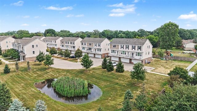 4576 Bradley Circle 25, Troy, MI 48085