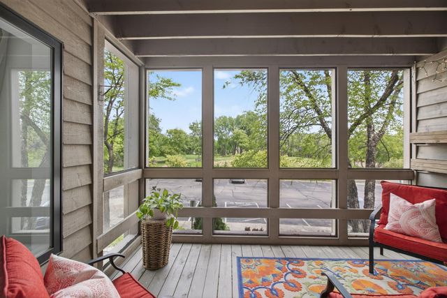 3801 W 98th Street 210, Bloomington, MN 55431