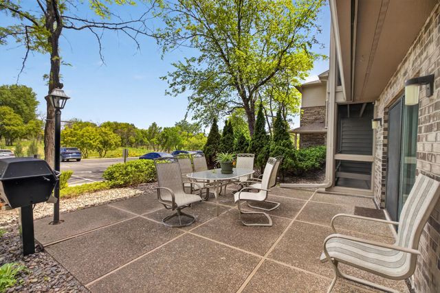 3801 W 98th Street 210, Bloomington, MN 55431