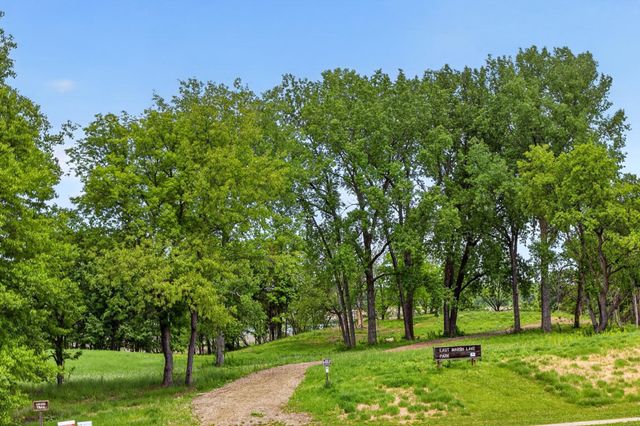3801 W 98th Street 210, Bloomington, MN 55431