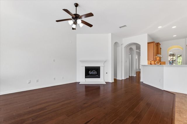 350 Falstaff Drive, Roanoke, TX 76262