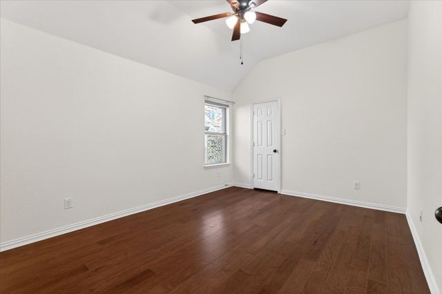 350 Falstaff Drive, Roanoke, TX 76262