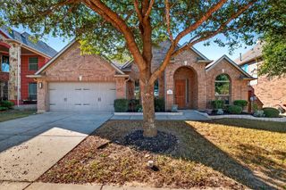 350 Falstaff Drive, Roanoke, TX 76262