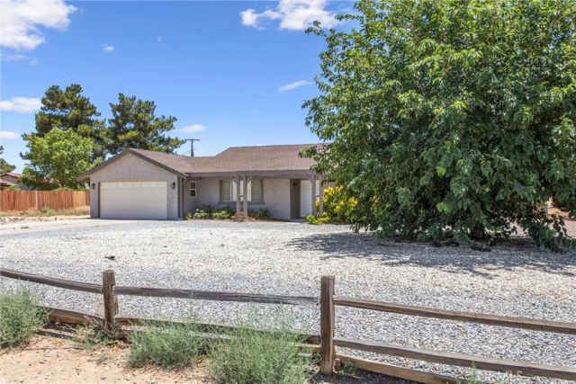 19891 Talihina Road, Apple Valley, CA 92307
