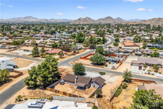 19891 Talihina Road, Apple Valley, CA 92307