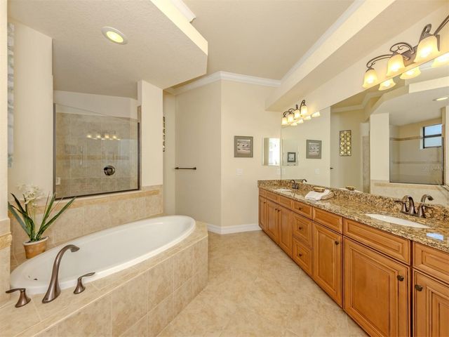 20925 LOGGIA COURT, Venice, FL 34293