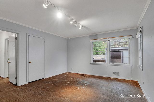 3134 Midland Drive, Grand Rapids, MI 49506