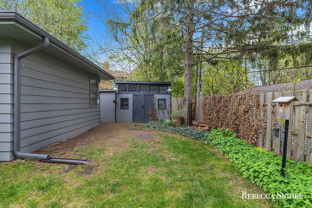 3134 Midland Drive, Grand Rapids, MI 49506