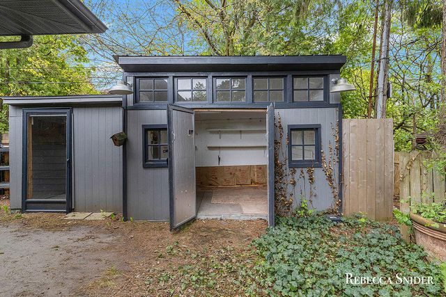 3134 Midland Drive, Grand Rapids, MI 49506