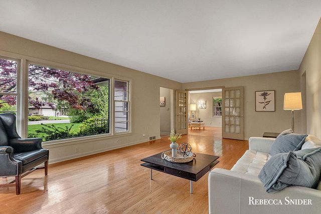 3134 Midland Drive, Grand Rapids, MI 49506