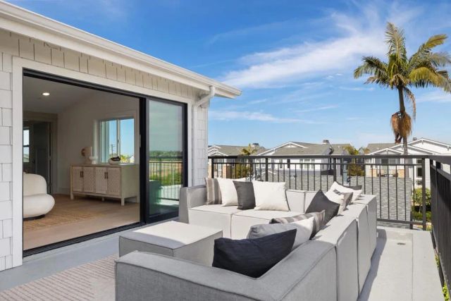 270 Normandy Lane, Carlsbad, CA 92008