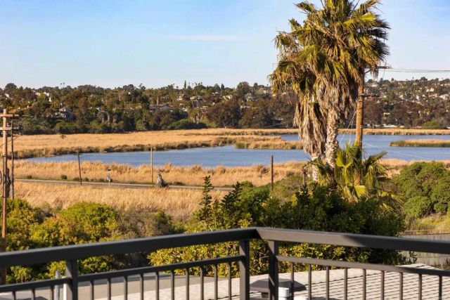 270 Normandy Lane, Carlsbad, CA 92008