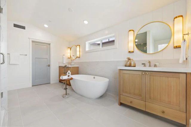 270 Normandy Lane, Carlsbad, CA 92008