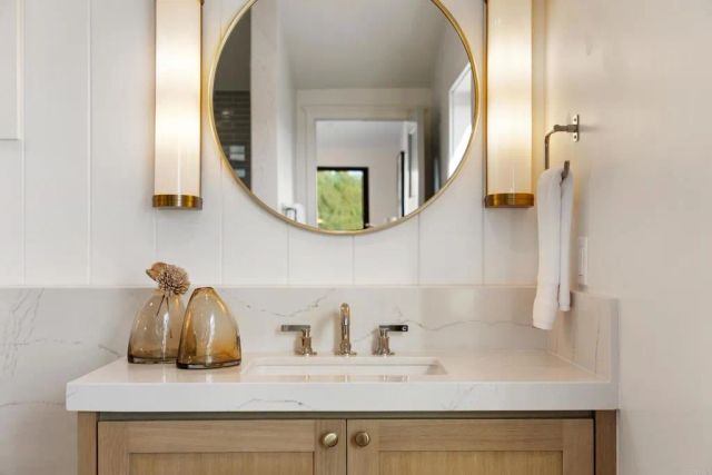 270 Normandy Lane, Carlsbad, CA 92008