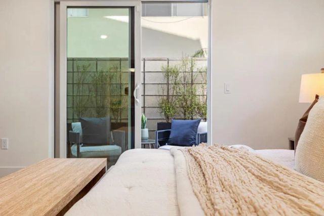 270 Normandy Lane, Carlsbad, CA 92008