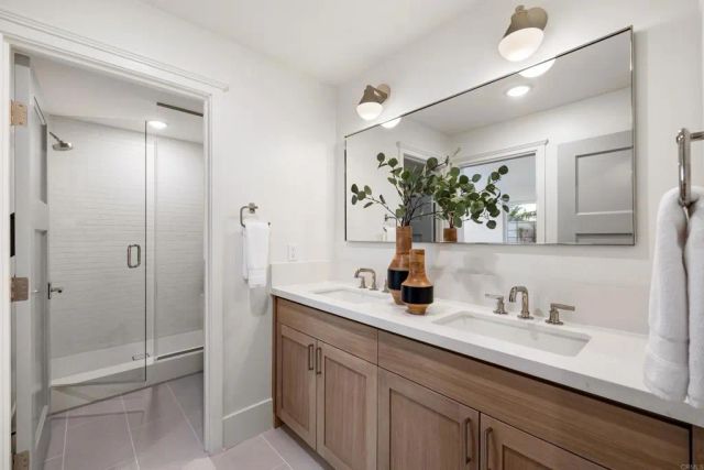 270 Normandy Lane, Carlsbad, CA 92008