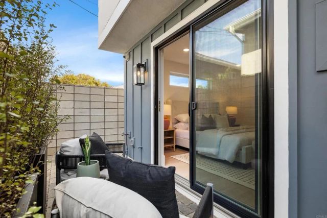 270 Normandy Lane, Carlsbad, CA 92008