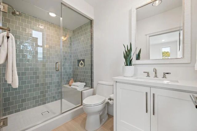 270 Normandy Lane, Carlsbad, CA 92008