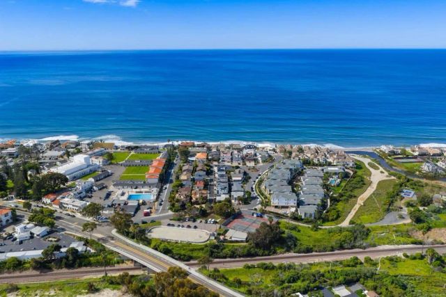 270 Normandy Lane, Carlsbad, CA 92008