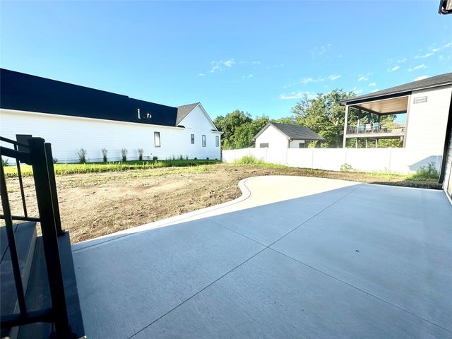 880 Harrington Way, Waukee, IA 50263