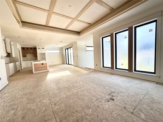 880 Harrington Way, Waukee, IA 50263