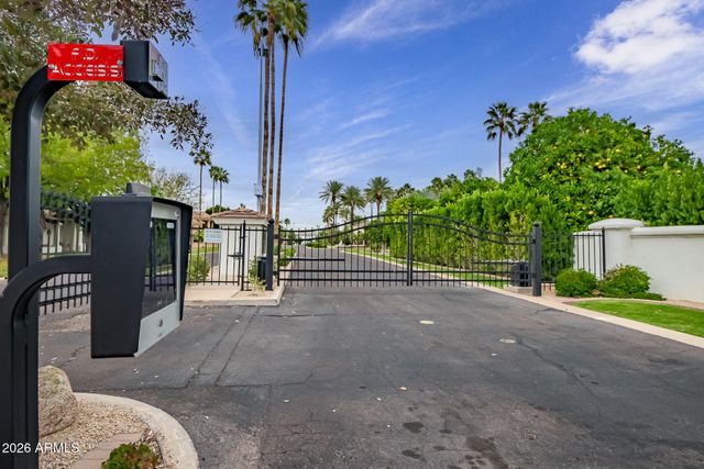 4222 E MCLELLAN Circle 17, Mesa, AZ 85205