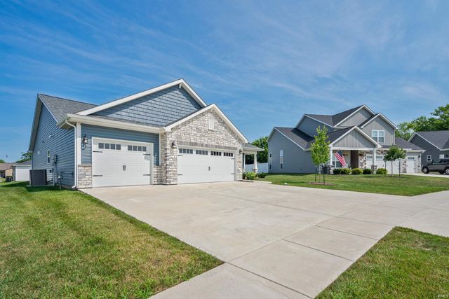 1816 SOUTHRIDGE Drive, Frankfort, IN 46041
