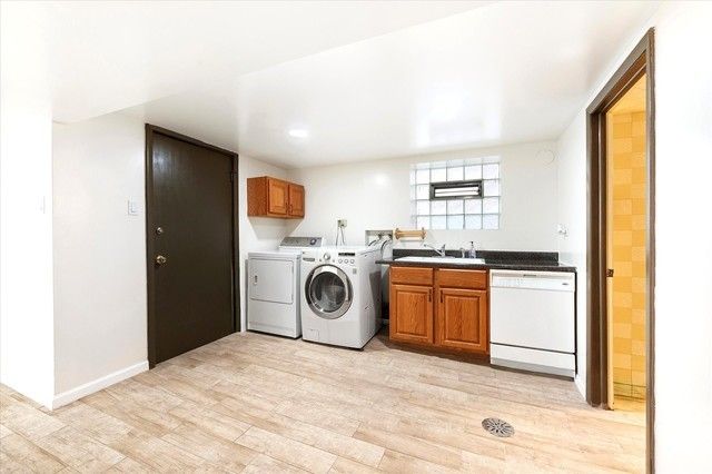 4607 S Karlov Avenue, Chicago, IL 60632
