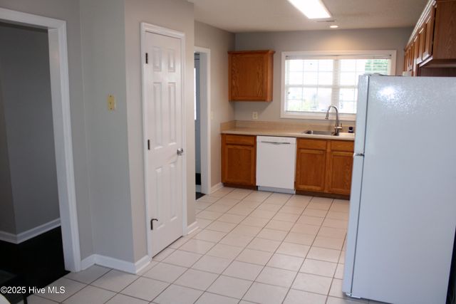 230 Yearling Loop, Jacksonville, NC 28540