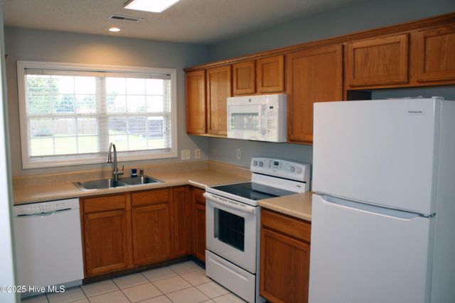 230 Yearling Loop, Jacksonville, NC 28540