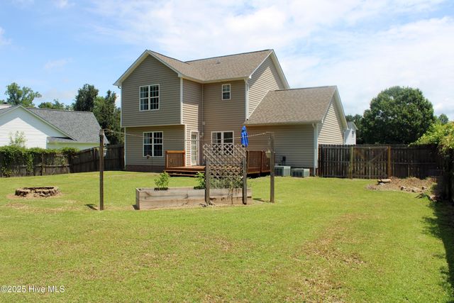 230 Yearling Loop, Jacksonville, NC 28540