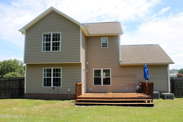 230 Yearling Loop, Jacksonville, NC 28540