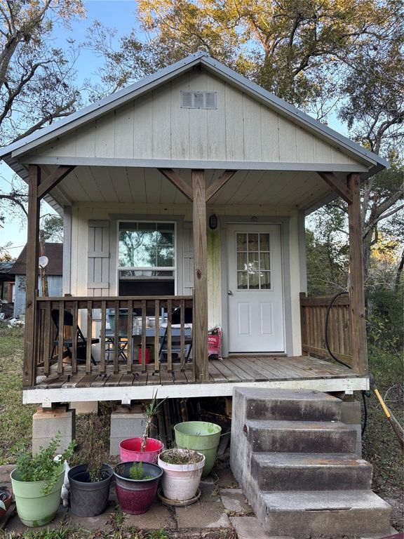 119 County Road 4533, Dayton, TX 77535