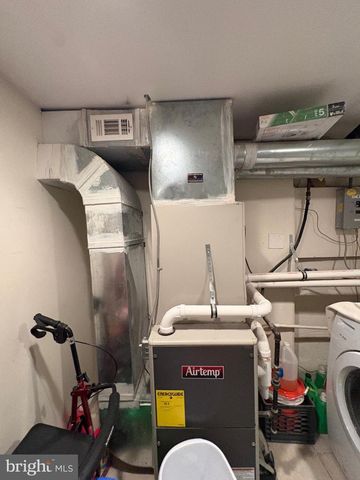 5960 LORETTO AVE, Philadelphia, PA 19149