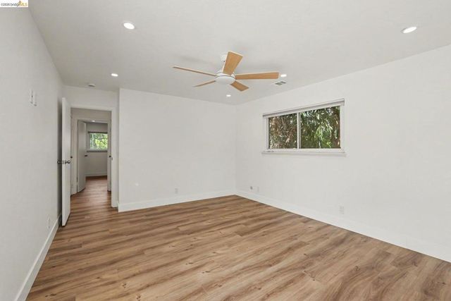 5545 Southbrook Dr, Clayton, CA 94517