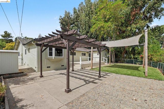 5545 Southbrook Dr, Clayton, CA 94517