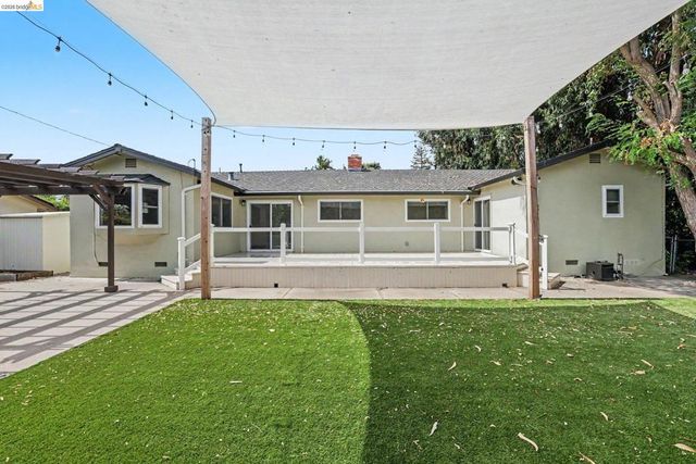 5545 Southbrook Dr, Clayton, CA 94517
