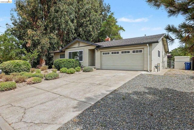 5545 Southbrook Dr, Clayton, CA 94517