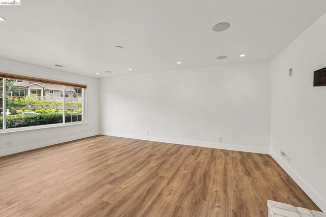 5545 Southbrook Dr, Clayton, CA 94517