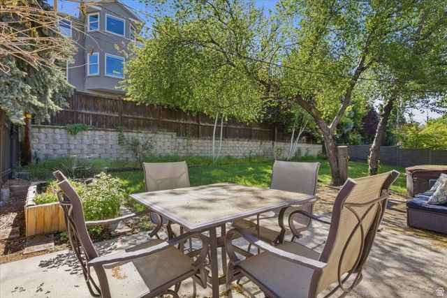 6557 S 2600 E, Cottonwood Heights, UT 84121