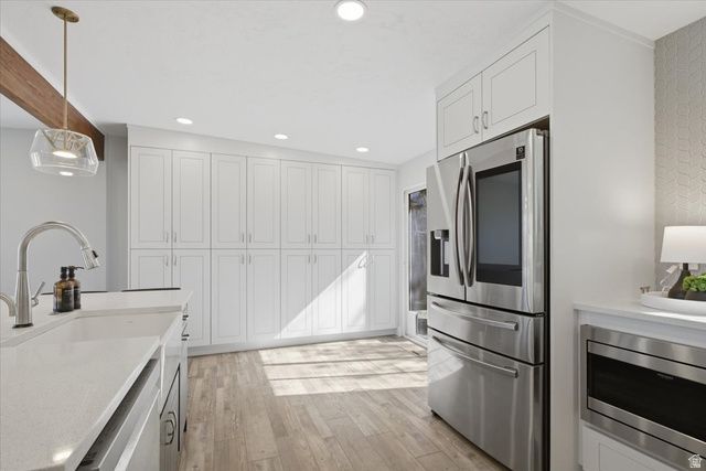 6557 S 2600 E, Cottonwood Heights, UT 84121