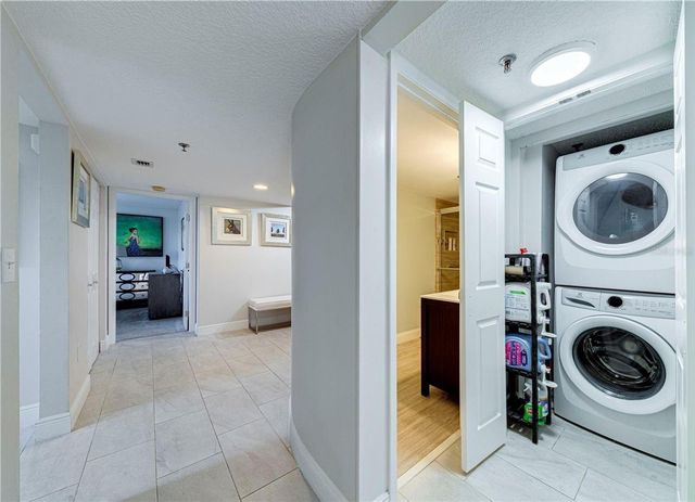 530 E CENTRAL BOULEVARD 306, Orlando, FL 32801