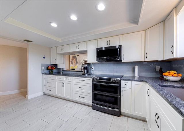 530 E CENTRAL BOULEVARD 306, Orlando, FL 32801